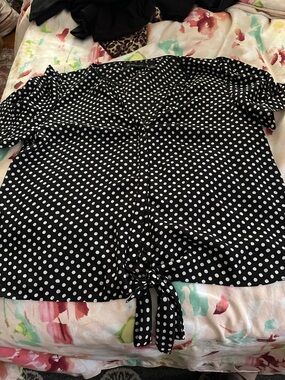 INC International Concepts Black and White Polka Dot Tie-Front Blouse 14